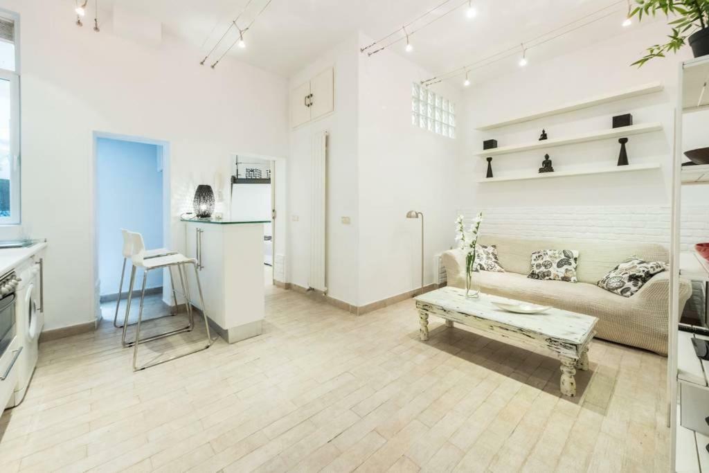 Stylish Loft At Chueca'S Heart Madri Exterior foto